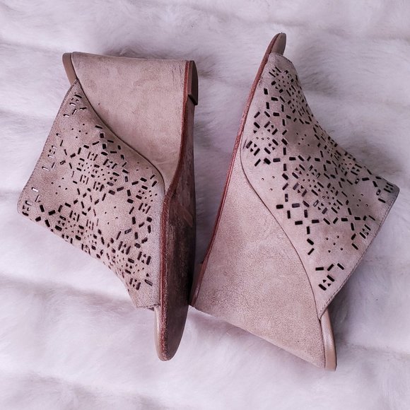 Joie Leather Wedge Peep Toe Tan Perforated 8.5 - 9 - Picture 7 of 10